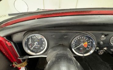 Mg-Midget-1966-Red-Black-41