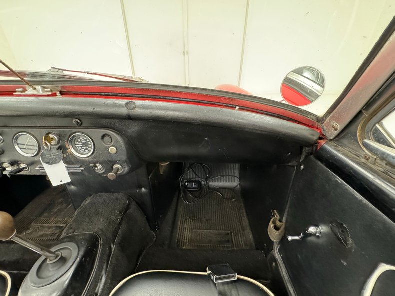 Mg-Midget-1966-Red-Black-44