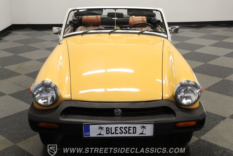 Mg-Midget-1977-Golden-Rod-Yellow-Saddle-13