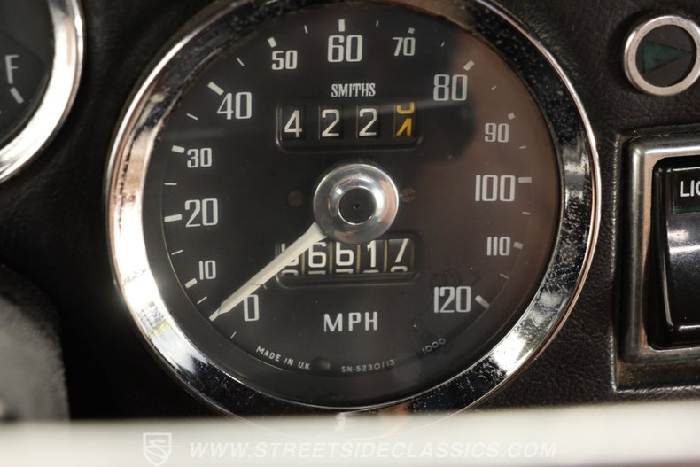 Mg-Midget-1977-Golden-Rod-Yellow-Saddle-29