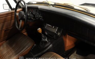Mg-Midget-1977-Golden-Rod-Yellow-Saddle-34