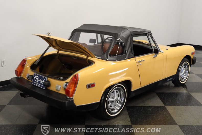 Mg-Midget-1977-Golden-Rod-Yellow-Saddle-39