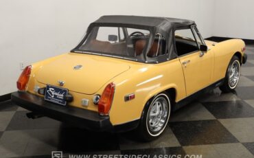 Mg-Midget-1977-Golden-Rod-Yellow-Saddle-8