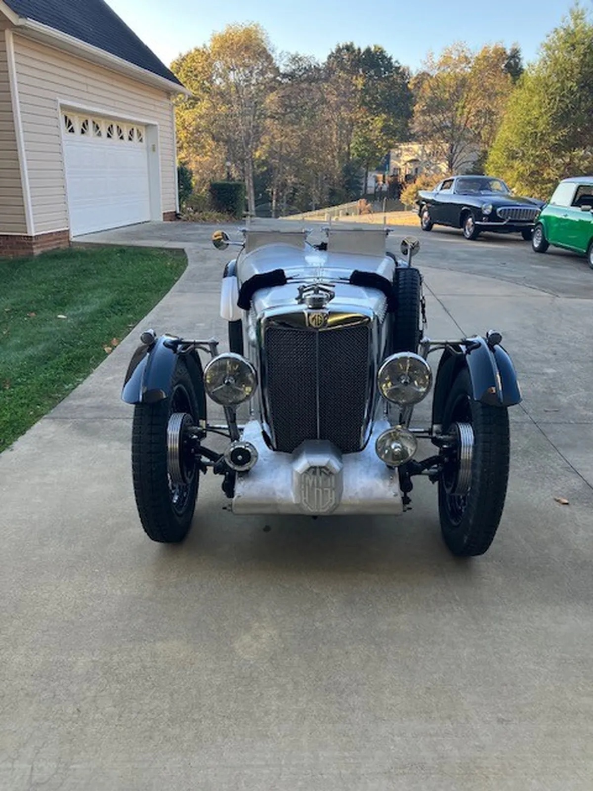 Mg-T-type-1937-Silver-Black-1
