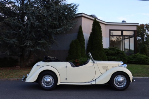 Mg-Yt-1950-Ivory-Black-3