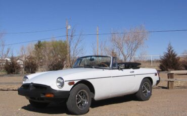 Mgb-convertible-1979-white-1