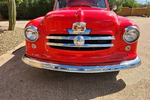 Nash-Airflyte-1952-Guards-Red-Red-3