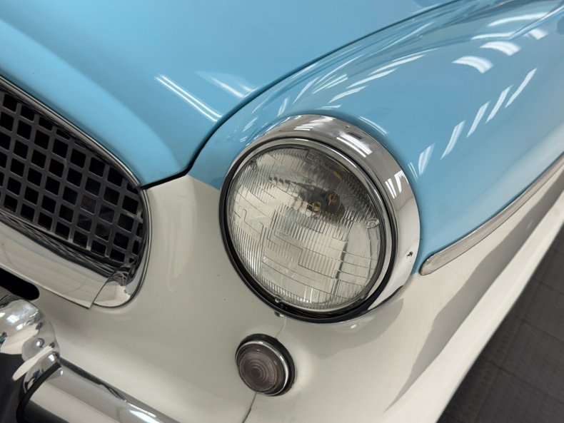 Nash-Metropolitan-1956-Sky-Blue-Black-13