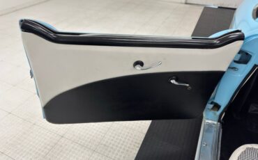 Nash-Metropolitan-1956-Sky-Blue-Black-35