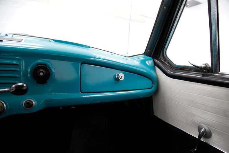 Nash-Metropolitan-1960-Turquoise-Blue-33