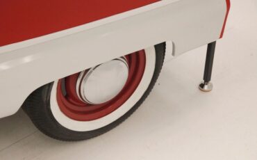 Nash-Metropolitan-1961-Redline-Red-White-13