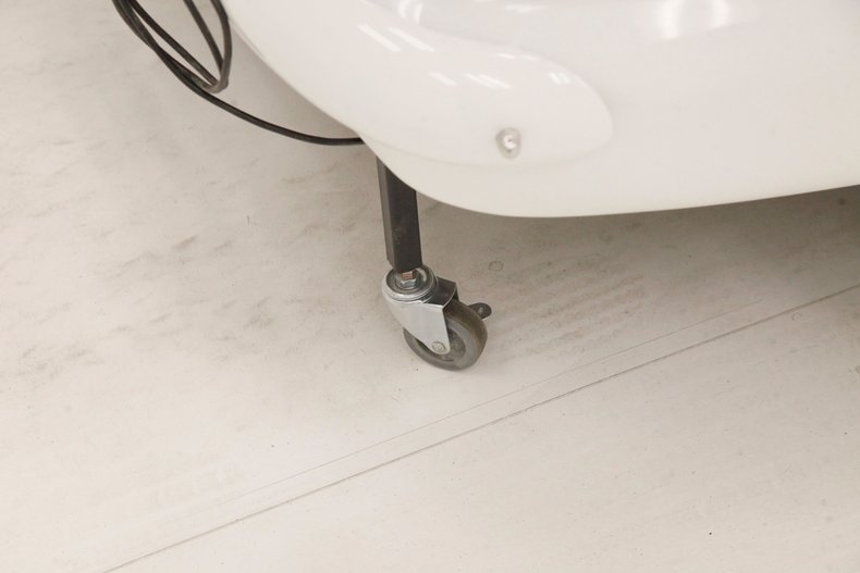 Nash-Metropolitan-1961-Redline-Red-White-14