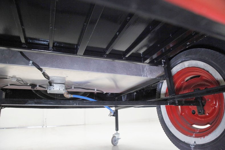 Nash-Metropolitan-1961-Redline-Red-White-22