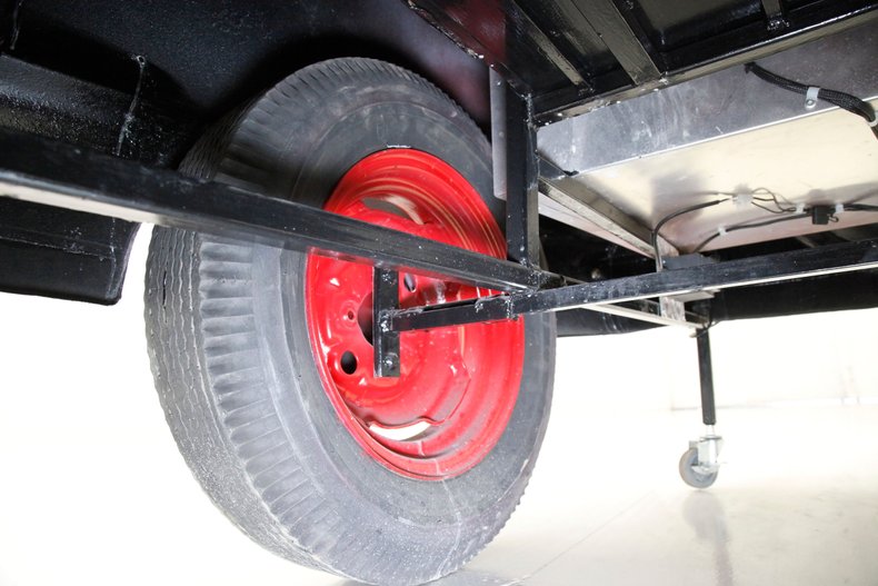 Nash-Metropolitan-1961-Redline-Red-White-24