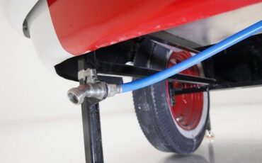 Nash-Metropolitan-1961-Redline-Red-White-26