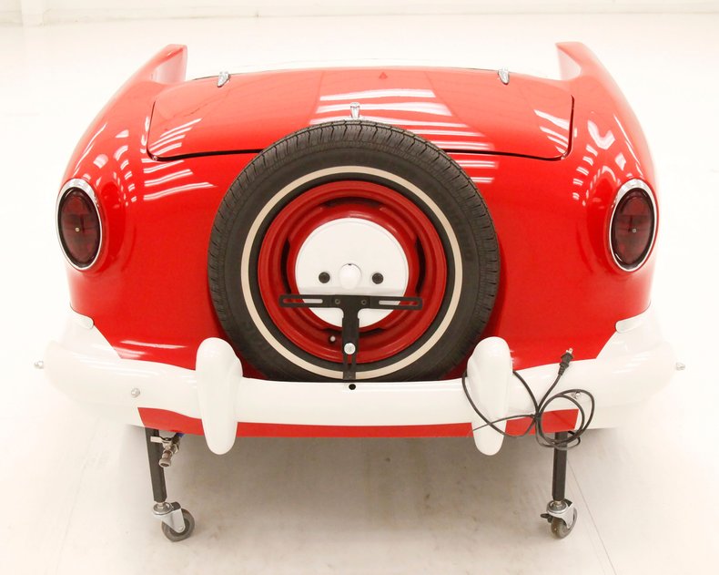 Nash-Metropolitan-1961-Redline-Red-White-4