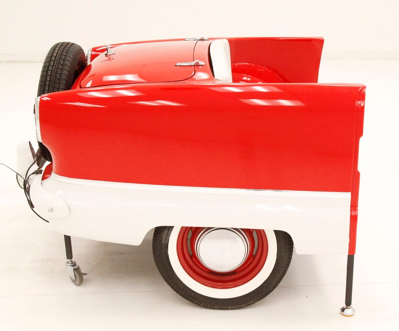 Nash-Metropolitan-1961-Redline-Red-White-5
