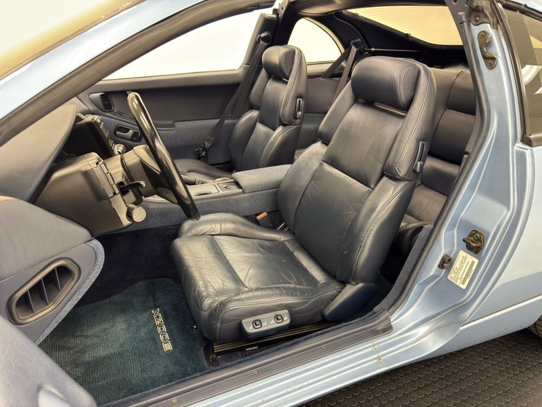 Nissan-300zx-1990-Azure-Blue-Dark-Blue-33