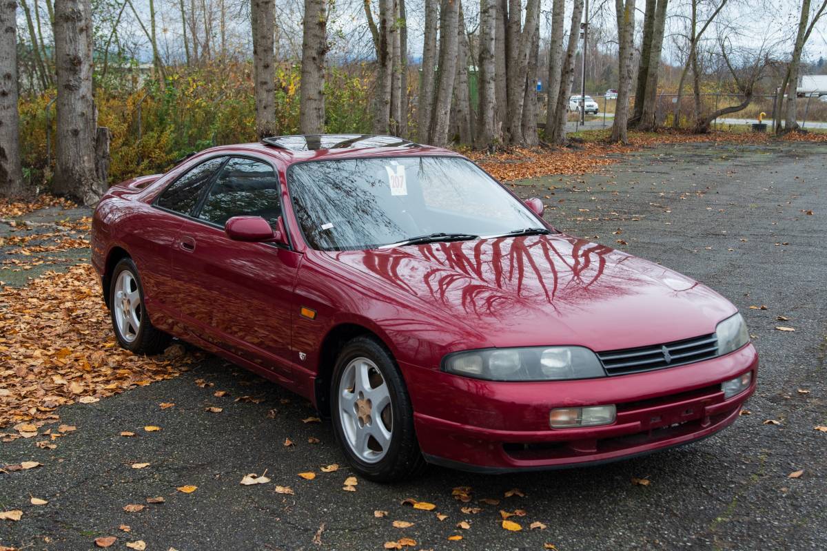 Nissan-skyline-1993-3