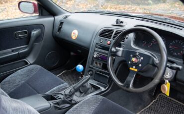 Nissan-skyline-1993-7