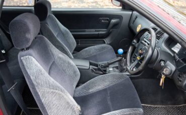 Nissan-skyline-1993-8