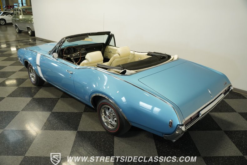 Oldsmobile-442-1968-Light-Blue-Metallic-Parchment-20