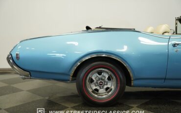 Oldsmobile-442-1968-Light-Blue-Metallic-Parchment-34