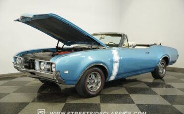 Oldsmobile-442-1968-Light-Blue-Metallic-Parchment-36