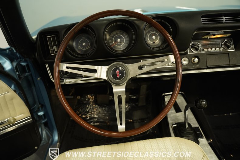 Oldsmobile-442-1968-Light-Blue-Metallic-Parchment-41