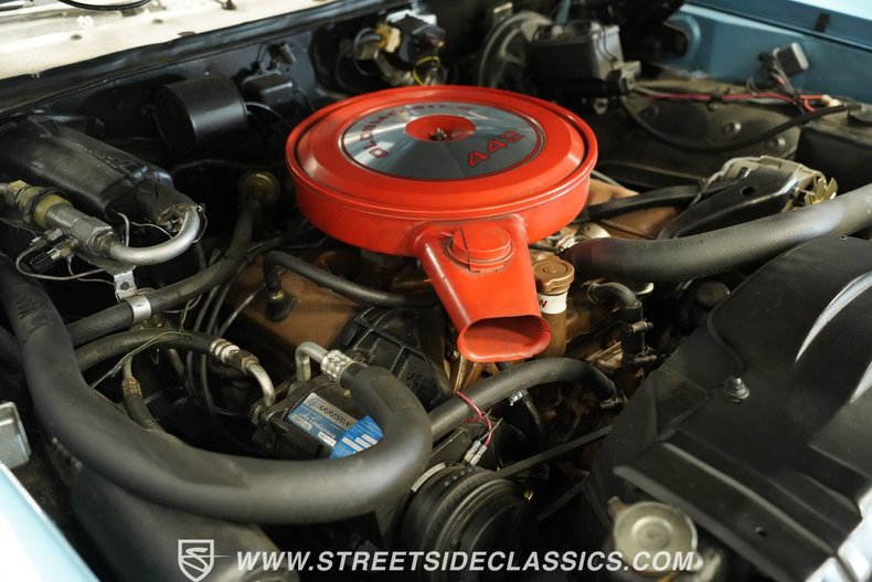 Oldsmobile-442-1968-Light-Blue-Metallic-Parchment-48