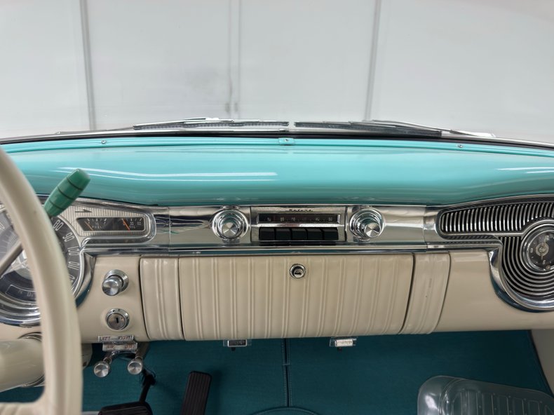 Oldsmobile-88-1955-Aqua-Beige-10