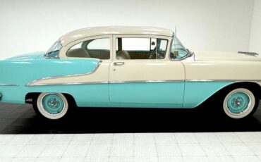 Oldsmobile-88-1955-Aqua-Beige-14