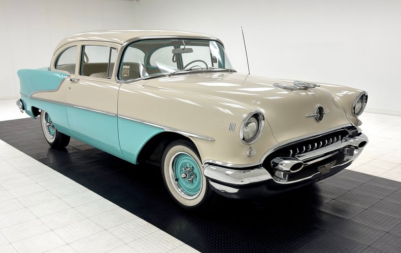 Oldsmobile-88-1955-Aqua-Beige-15