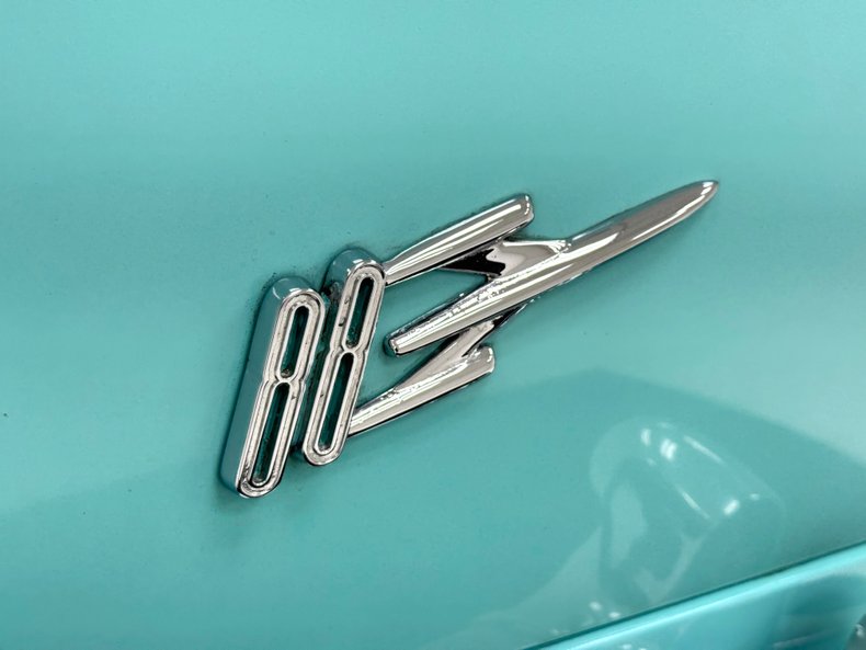 Oldsmobile-88-1955-Aqua-Beige-2