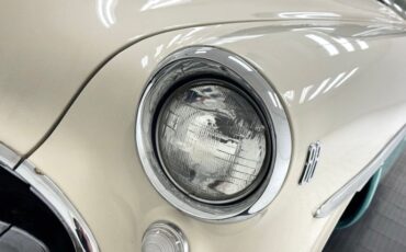 Oldsmobile-88-1955-Aqua-Beige-20