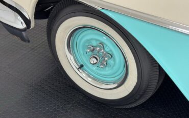 Oldsmobile-88-1955-Aqua-Beige-21