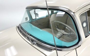 Oldsmobile-88-1955-Aqua-Beige-22