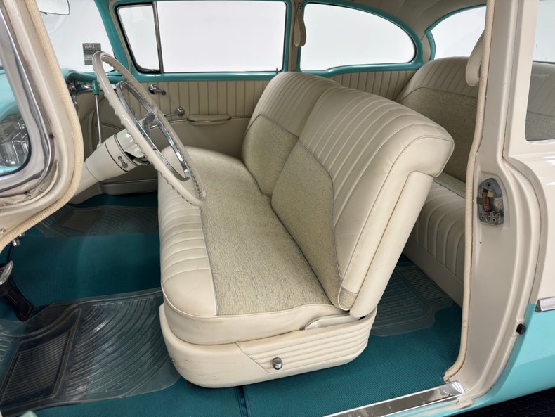 Oldsmobile-88-1955-Aqua-Beige-36