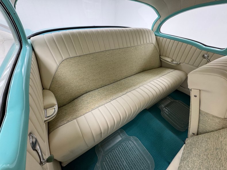 Oldsmobile-88-1955-Aqua-Beige-49