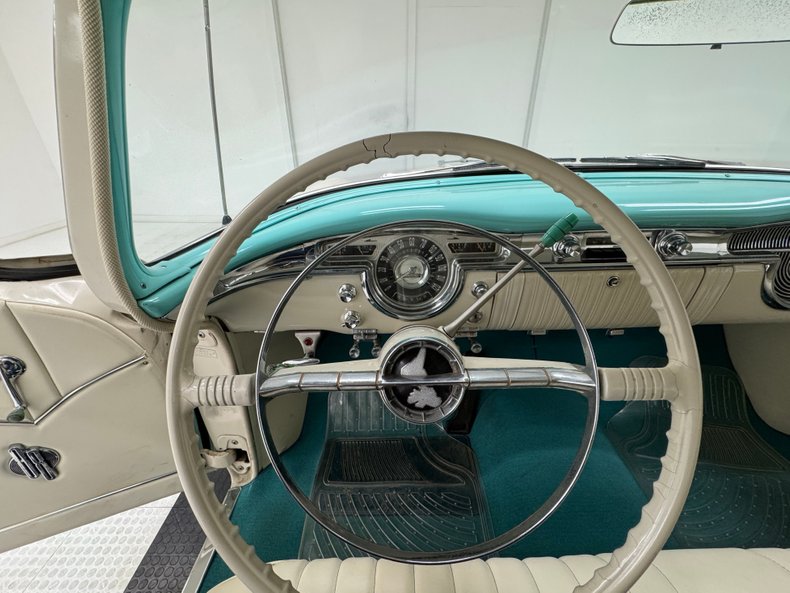 Oldsmobile-88-1955-Aqua-Beige-9