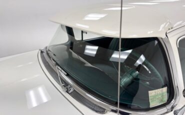 Oldsmobile-88-1955-Polar-White-Green-2