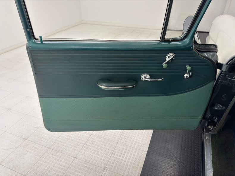 Oldsmobile-88-1955-Polar-White-Green-24