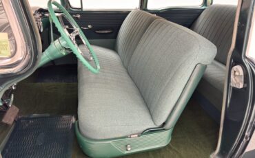 Oldsmobile-88-1955-Polar-White-Green-26