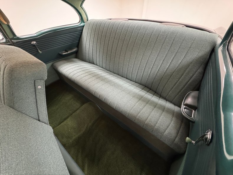 Oldsmobile-88-1955-Polar-White-Green-28