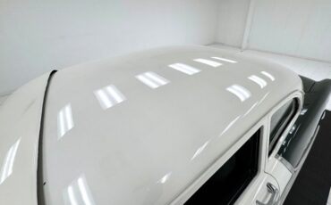 Oldsmobile-88-1955-Polar-White-Green-3