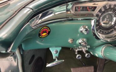 Oldsmobile-88-1955-Polar-White-Green-32