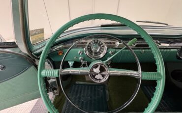 Oldsmobile-88-1955-Polar-White-Green-38