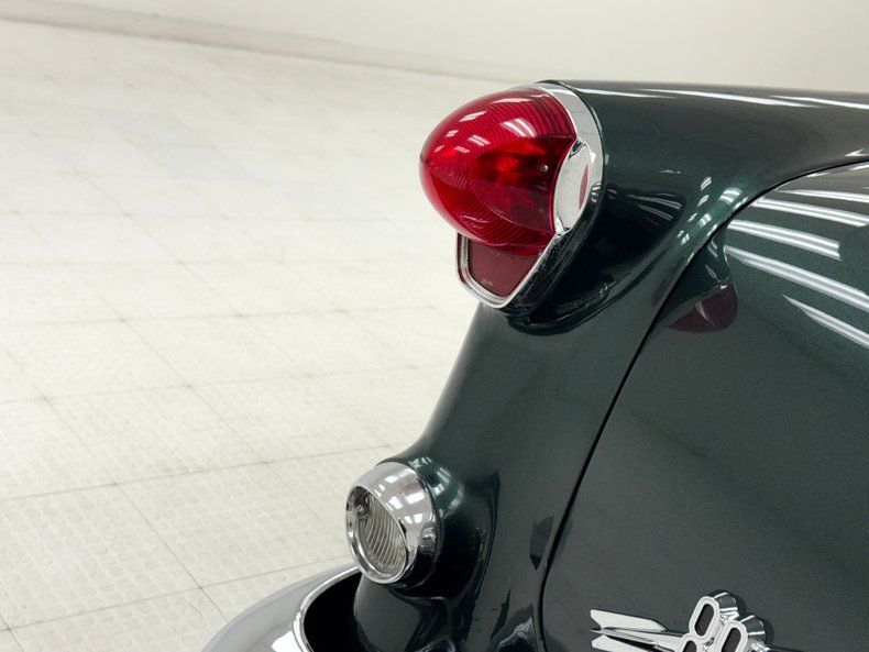 Oldsmobile-88-1955-Polar-White-Green-8