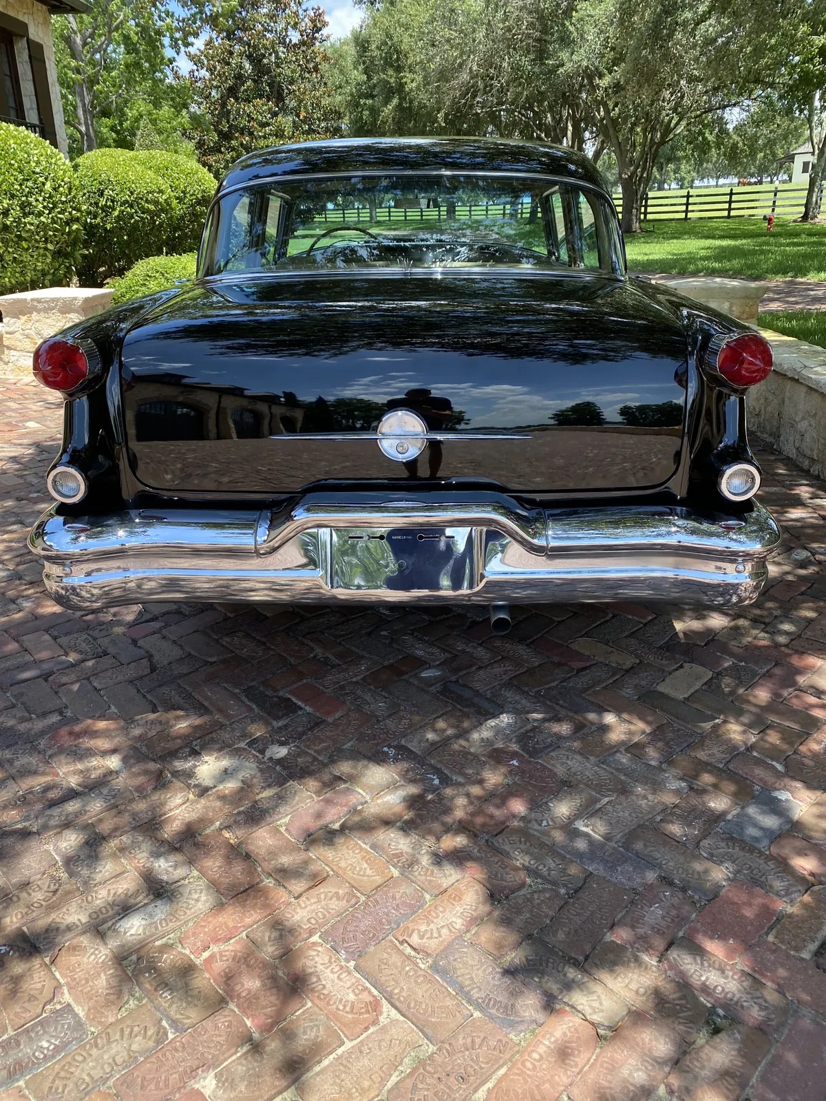 Oldsmobile-88-1956-Black-Gold-11