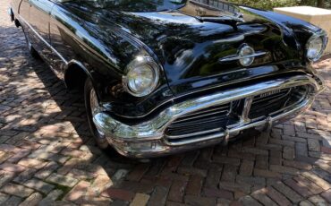 Oldsmobile-88-1956-Black-Gold-3